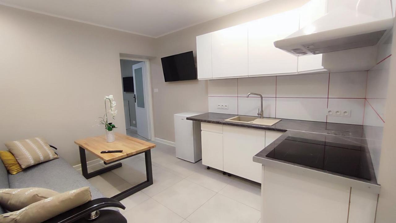 Apartamenty Tuwima Пеховице Экстерьер фото